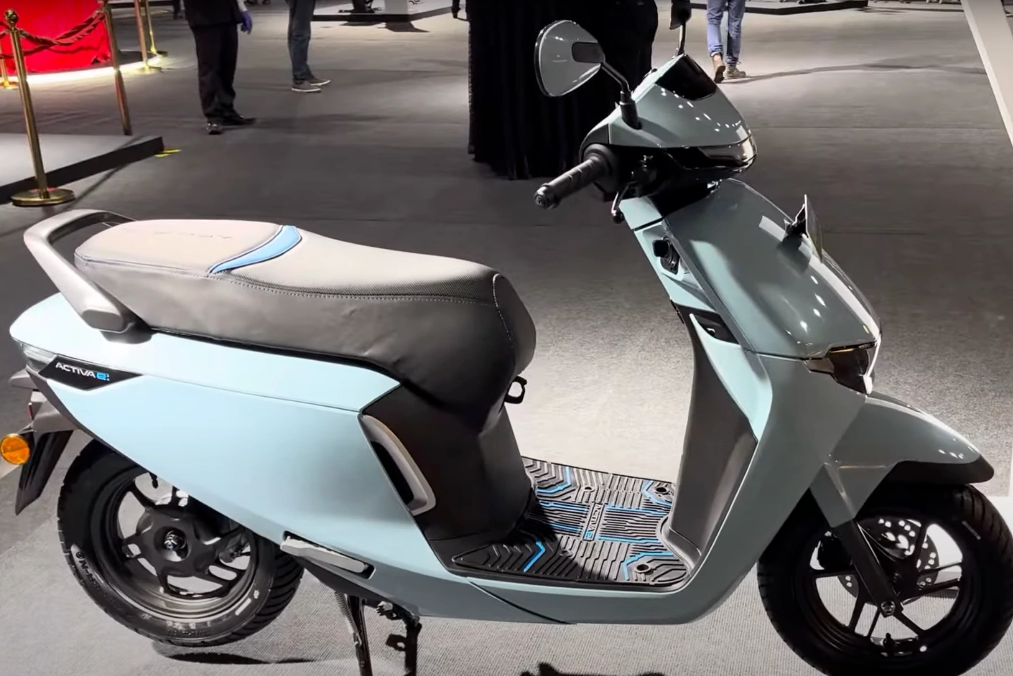 Honda Activa Electric 2025 – stylish electric scooter with 102KM range and smart features